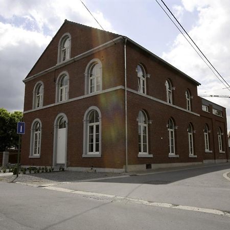 Appartamento De Oude School 4 Pers App Visé Esterno foto
